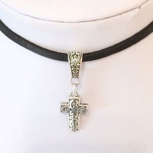 Cross leather choker